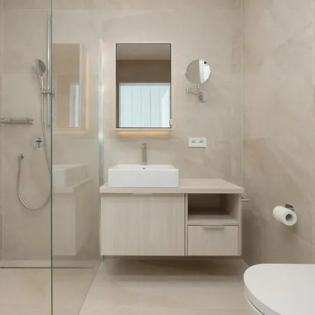 Apartament Shellter 33 Forrest Art & Design *