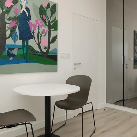 Shellter 33 Forrest Art & Design Apartament