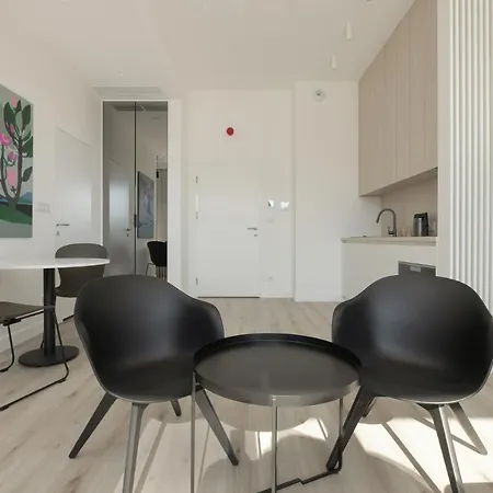 Shellter 33 Forrest Art & Design Rogowo (Gryfice)