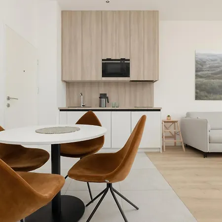 Shellter 33 Forrest Art & Design *