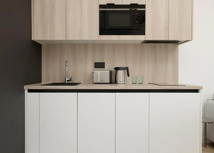 Shellter 33 Forrest Art & Design * Rogowo (Gryfice)